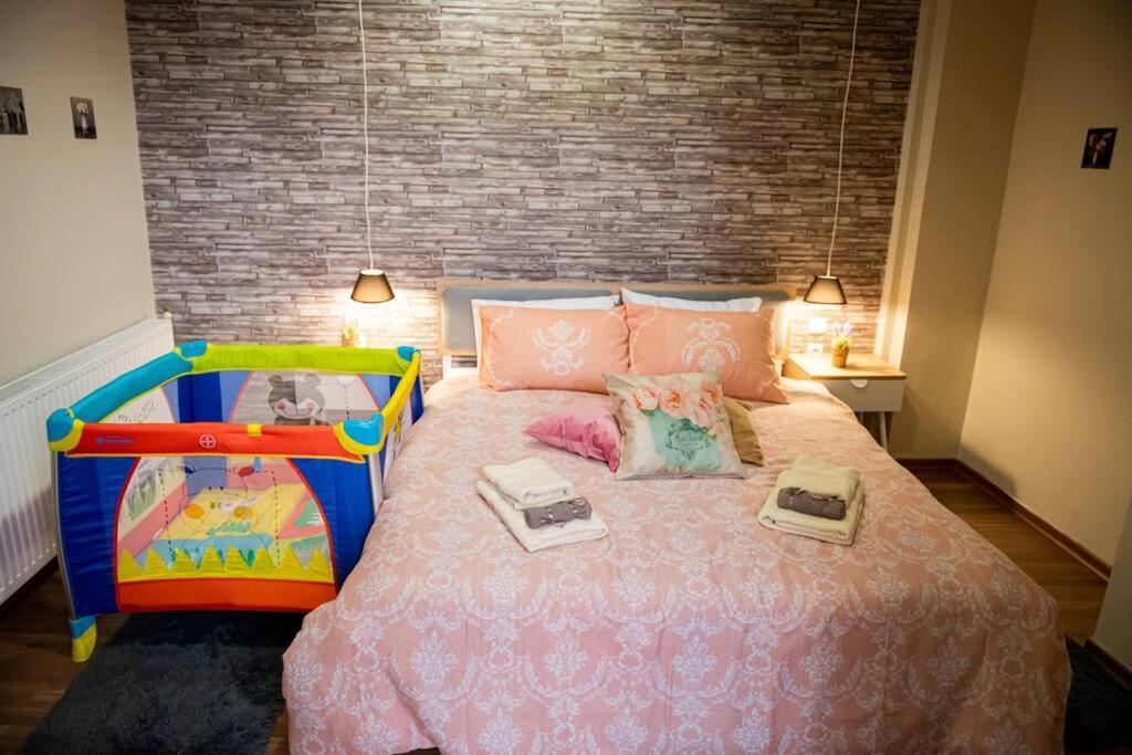 에데사 Downtown Comfy 아파트 외부 사진