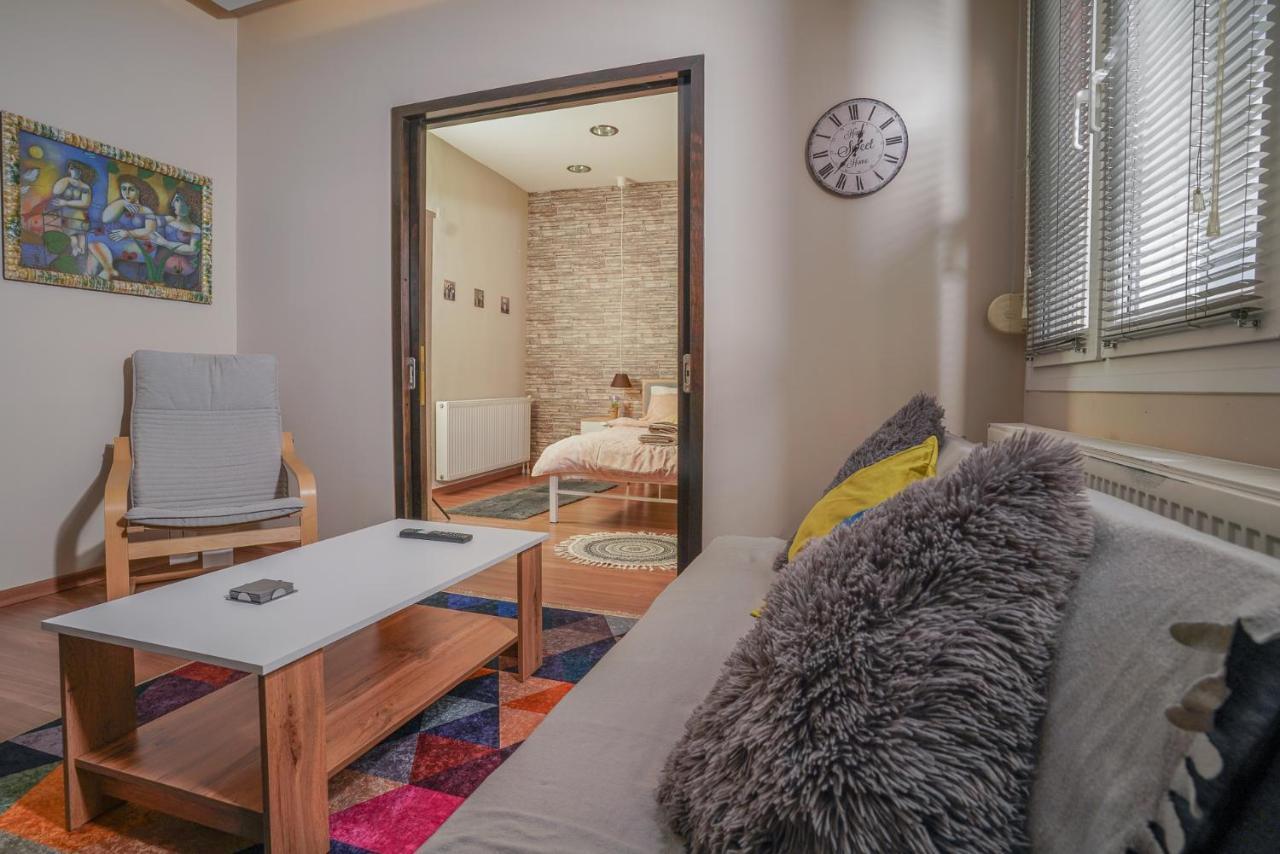 에데사 Downtown Comfy 아파트 외부 사진