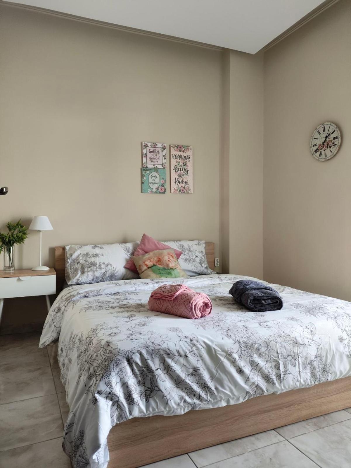 에데사 Downtown Comfy 아파트 외부 사진