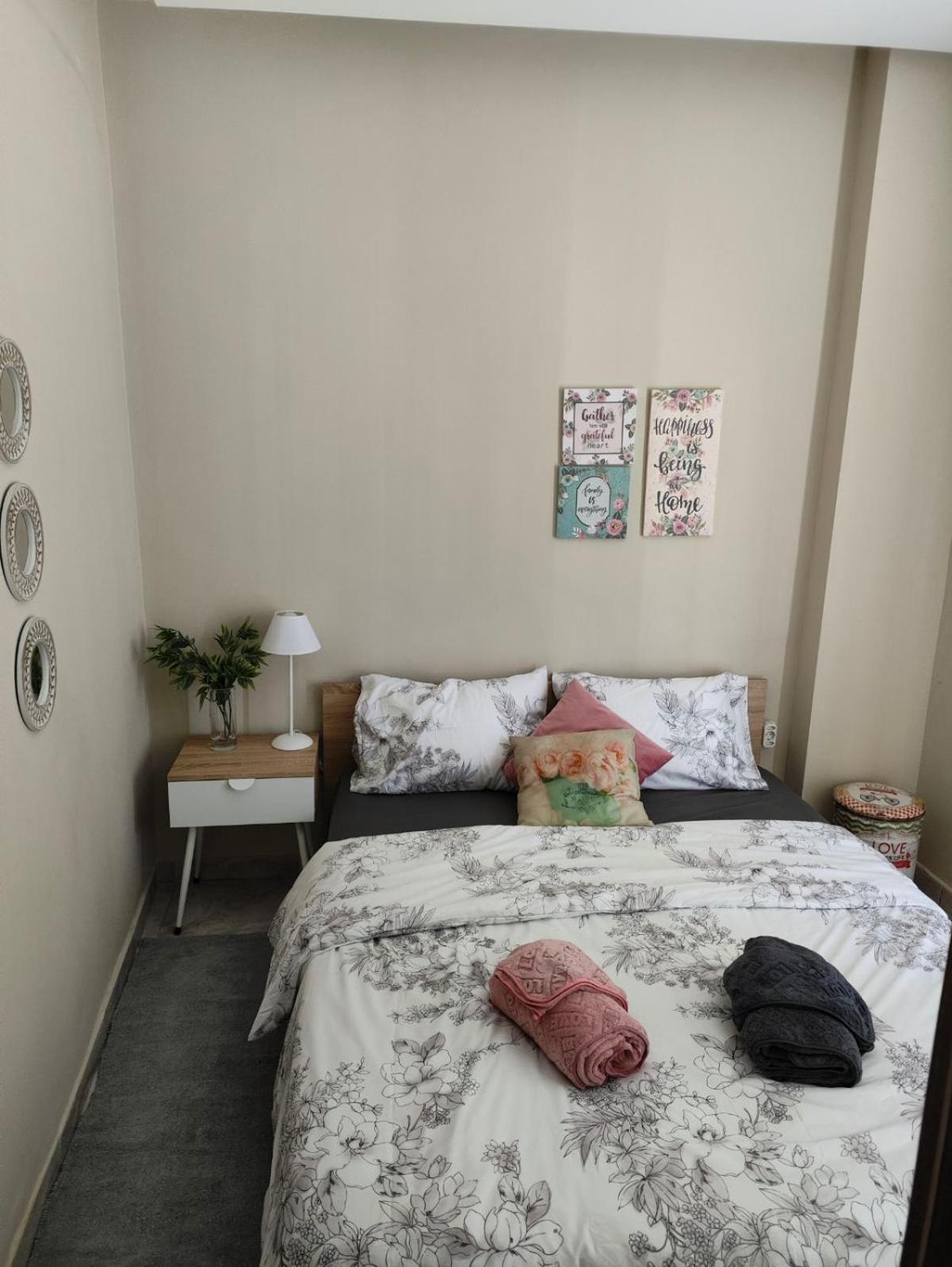 에데사 Downtown Comfy 아파트 외부 사진